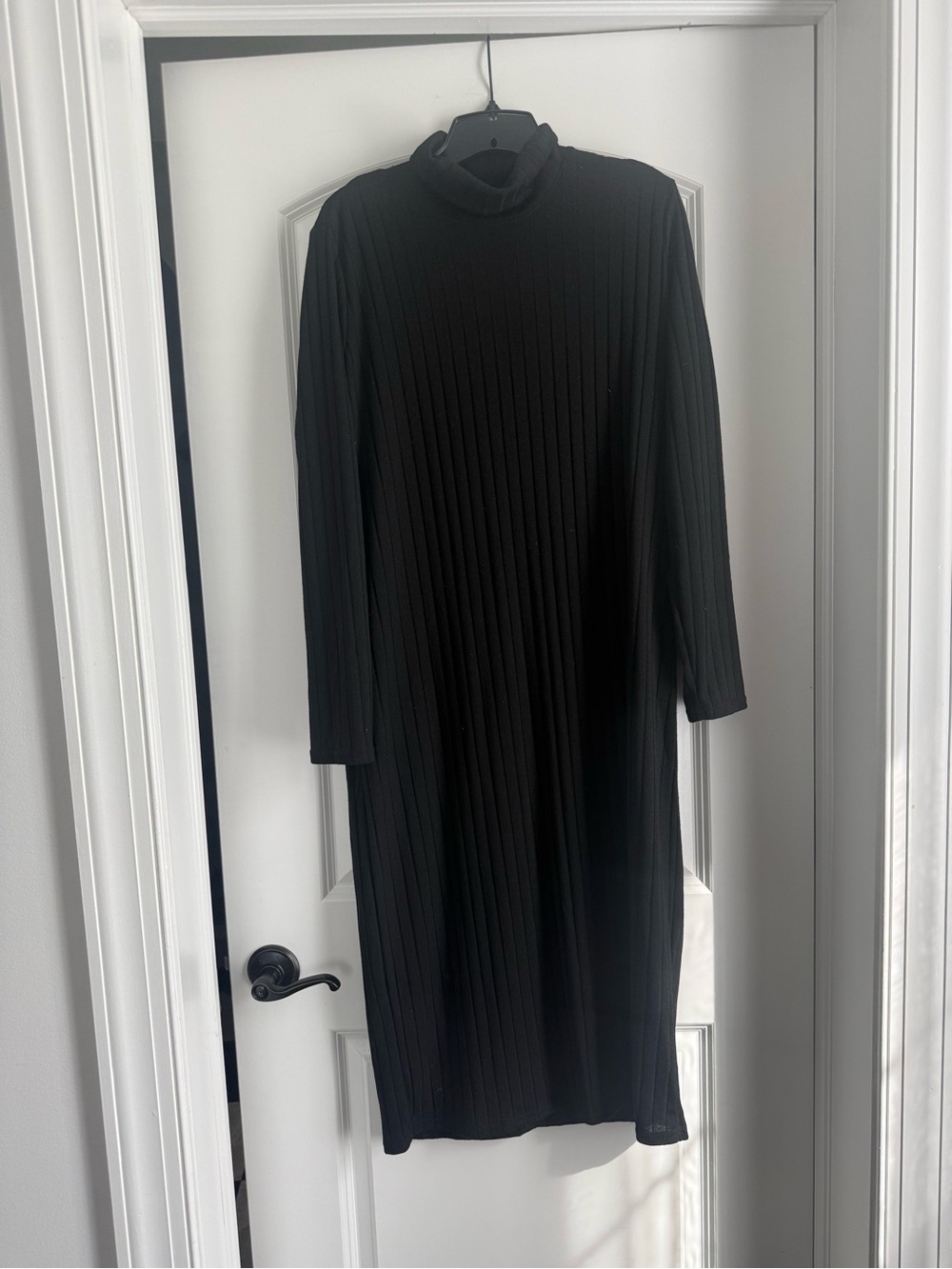 Zara Black Ribbed Long-Sleeve Midi Dress